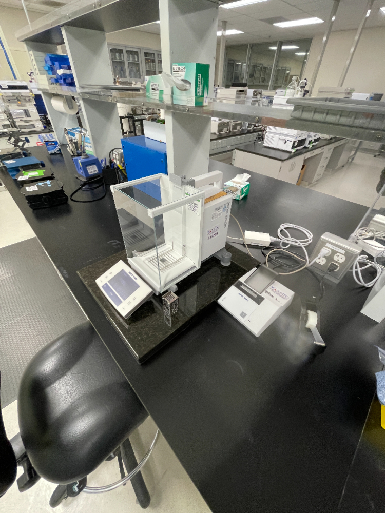 Image of Mettler Toledo XS204 Analytical Balance with RS-P42 Printer and Granite Slab